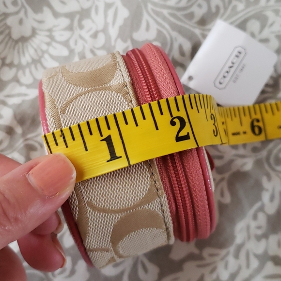 SOLDCoach Jewelry Pink/Khaki Bow Zipper Pouch Case - Picture 8 of 8